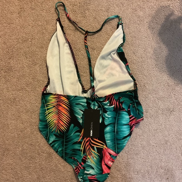 Fashion nova tropical Leaf Print Swimsuit - Picture 2 of 3